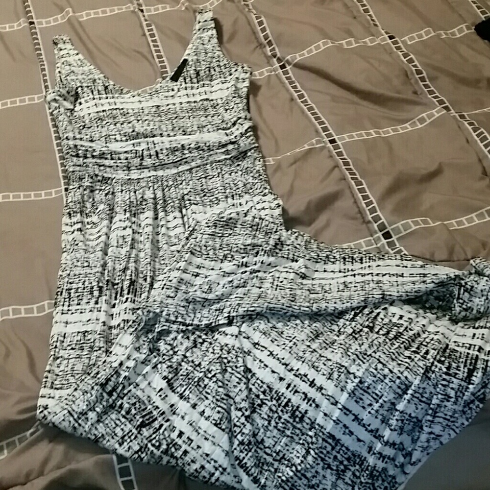 Maxi dress with pockets